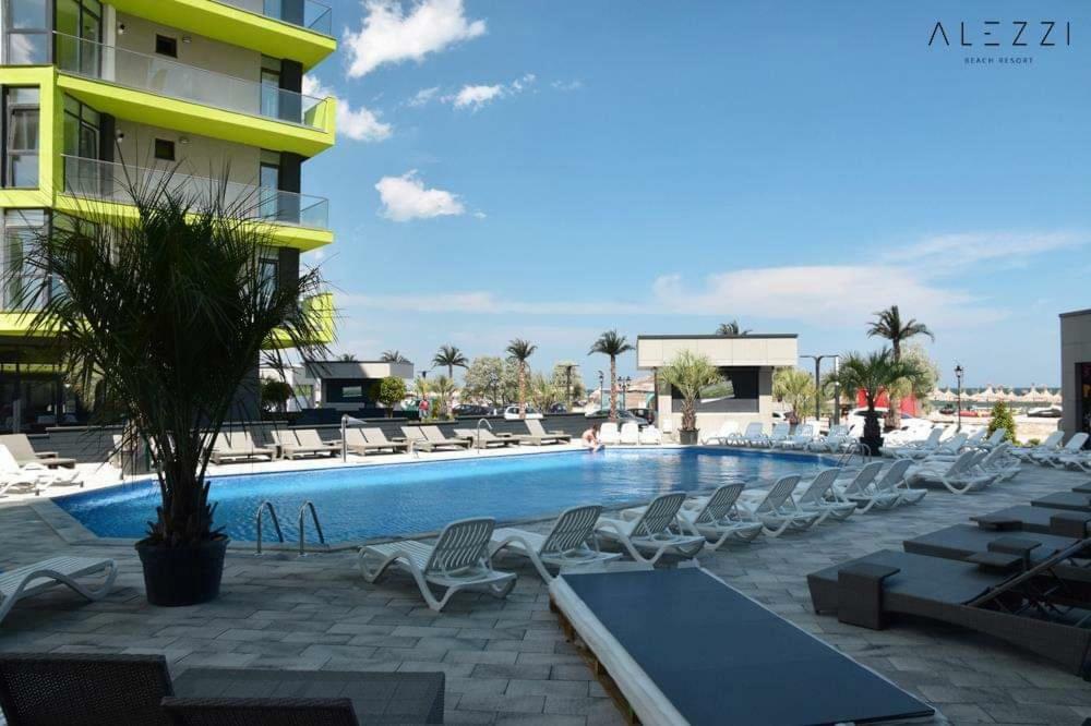 Ranya Apartments Alezzi Beach Resort 那沃达利 外观 照片