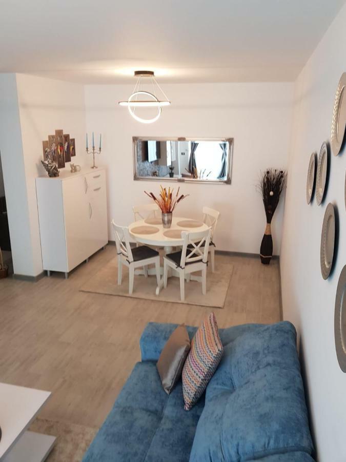 Ranya Apartments Alezzi Beach Resort 那沃达利 外观 照片